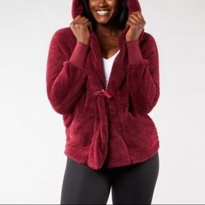 NWT Buffbunny Teddy Coat - S/M - Inner Compass